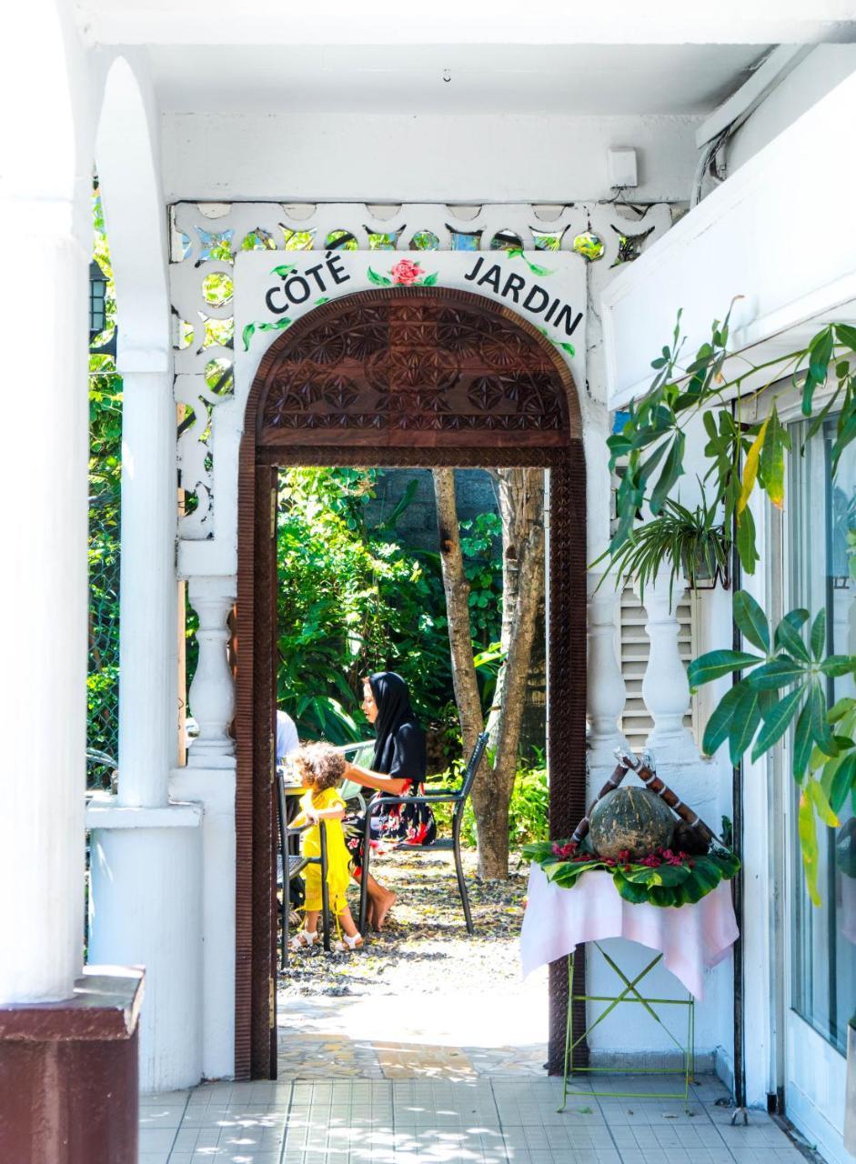 Hotel Jardin De La Paix Moroni Dış mekan fotoğraf