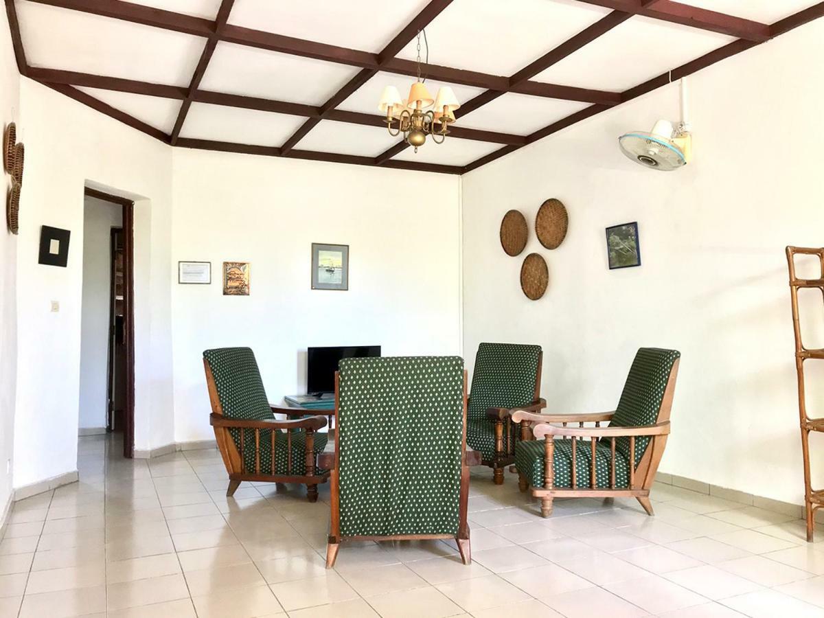 Hotel Jardin De La Paix Moroni Dış mekan fotoğraf